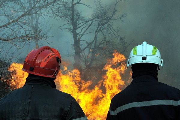 Dans le départements de l'Ariège, les écobuages sont fréquents. 