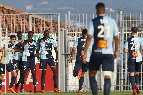 Les joueurs du HAC sur la pelouse d'Ajaccio le 20 mai dernier