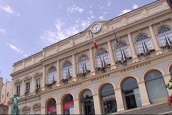 Mairie de Saint-Etienne (archives)