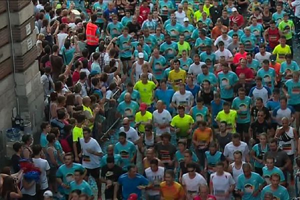 Plus de 5800 coureurs ont arpenté les rues du centre-ville toulousain 