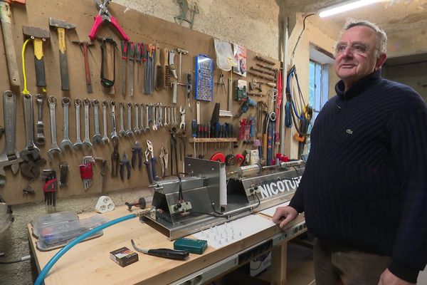 Michel Brun, inventeur en série, installé à Montverdun, dans le Forez