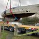 Ce bateau abandonné dans le canal de l’Oust gênait depuis des années. C'est le 101e que la région fait enlever.