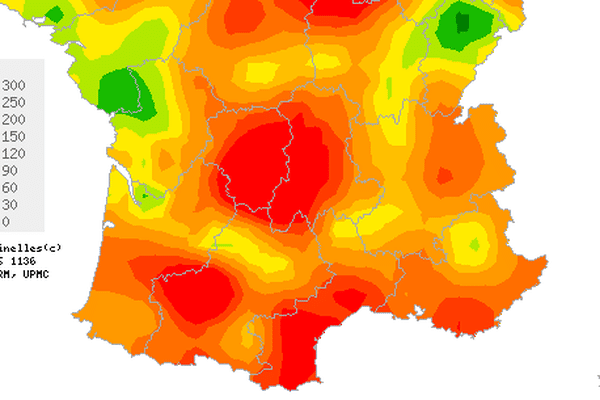 La gastro-entérite s'est bien installée sur le Massif Central lors de l'avant-dernière semaine de 2014 (source: https://websenti.u707.jussieu.fr/sentiweb/)