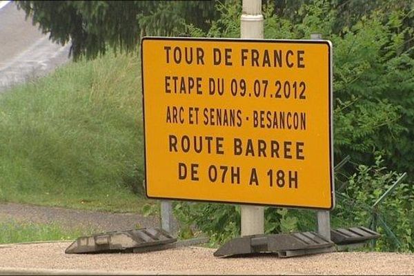 route fermée pour cause de Tour de France