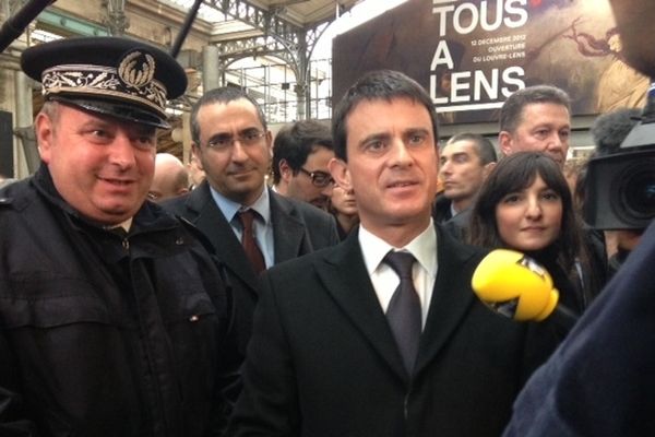 Le ministre s'est rendu ce vendredi à la gare du Nord à Paris