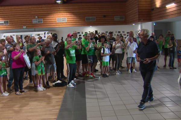 Les légendes des Verts ont rencontré des supporters près de Clermont-Ferrand jeudi 31 août.