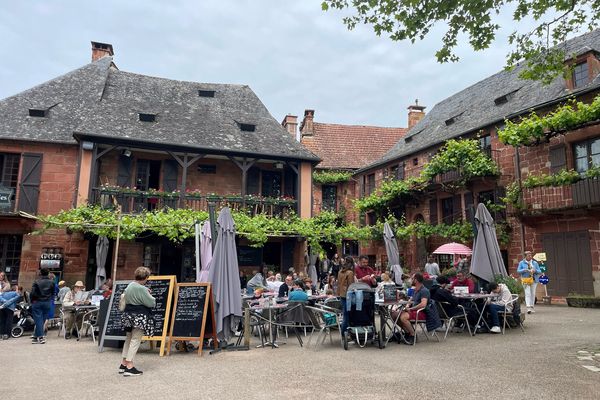 Les visiteurs étaient nombreux à choisir Collonges-la-Rouge.