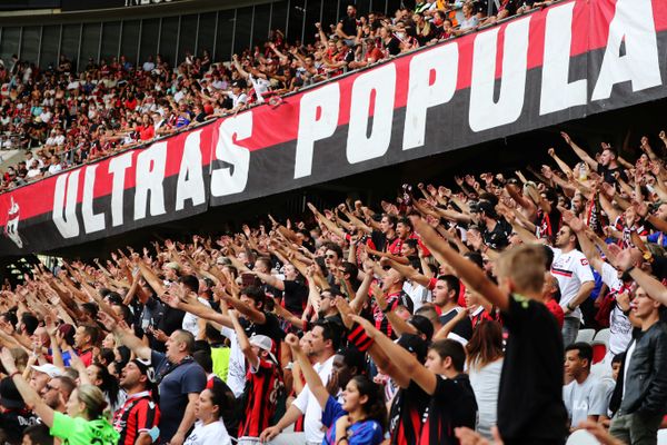 La tribune Populaire Sud doit écoper d'une fermeture partielle pour la réception du promu, Toulouse, ce 26 novembre. Une décision que le club de l'OGC Nice souhaite contester devant le CNOSF.