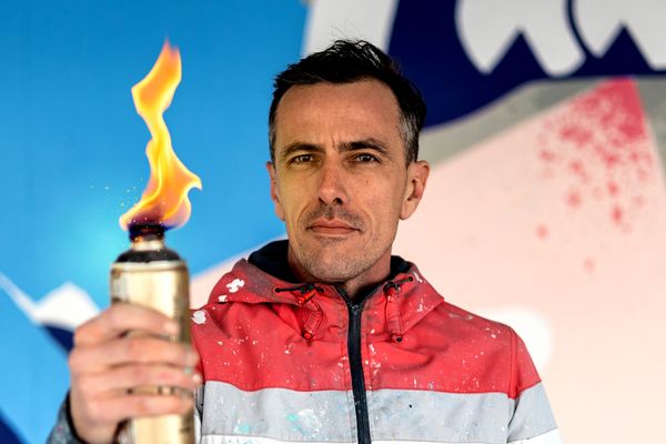 Le graffeur caennais SoLiCe allumera le chaudron de la flamme olympique à Caen le 30 mai 2024