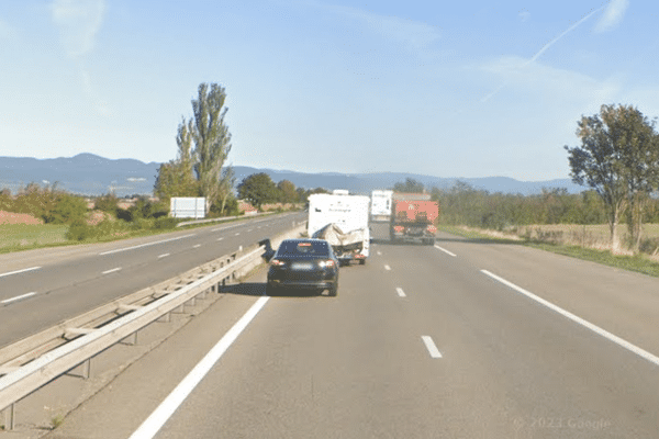 Un accident impliquant un poids lourd et deux véhicules a fait six blessés dont un grave sur l'A35 ce vendredi 30 août.