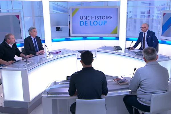 Le plateau de Dimanche en politique.