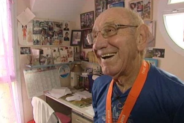 Maurice Jean est rentré chez lui à Granville. Ce manchois de 80 ans a remporté dimanche  cette course mythique à  New -York  dans sa catégorie, les plus de 80 ans