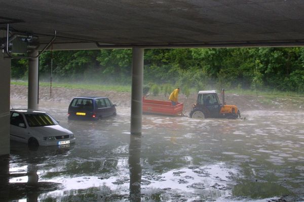  L’hôpital de Dignes les Bains inondé après de fortes précipitations en mai 2018 