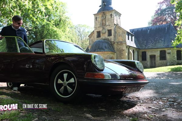 VROUM. Balade en Porsche à Honfleur.