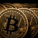 Le bitcoin est une cryptomonnaie. Ce 25 juin 2024, 1 bitcoin est égal à 57 646,78 euros.