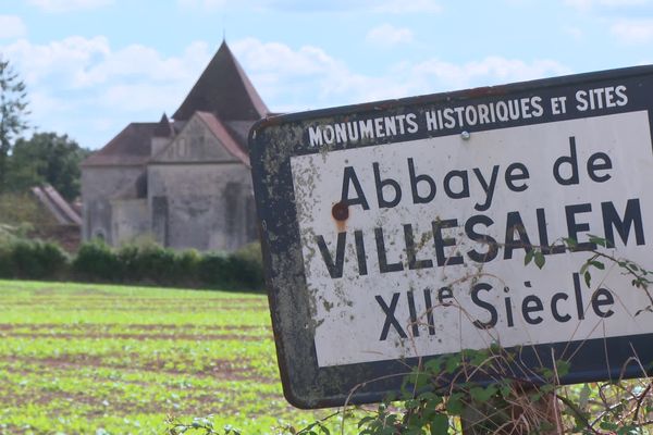 Dans la Vienne, le prieuré de Villesalem revit chaque été grâce à la communauté de communes qui y organise des visites.