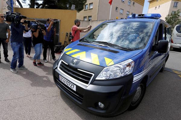 Le consul de Russie basé à Marseille est arrivé en milieu de journée à Mandelieu-la-Napoule.