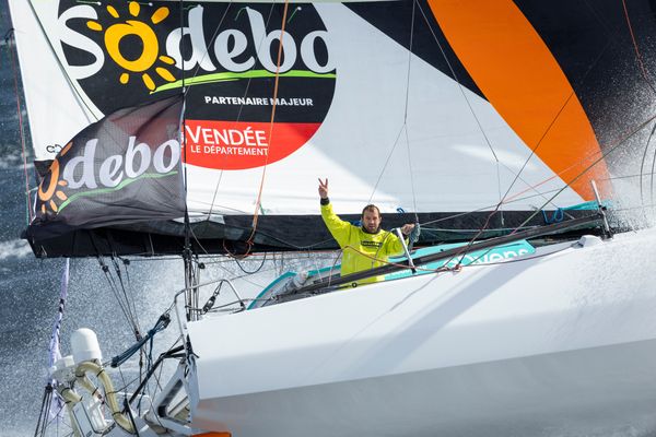 Le skipper de VULNERABLE, Sam Goodchild, à l'entraînement, le 27 septembre 2024 au large de Groi