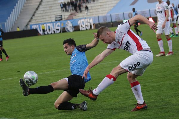 Le VAFC l'emporte avec deux buts. 