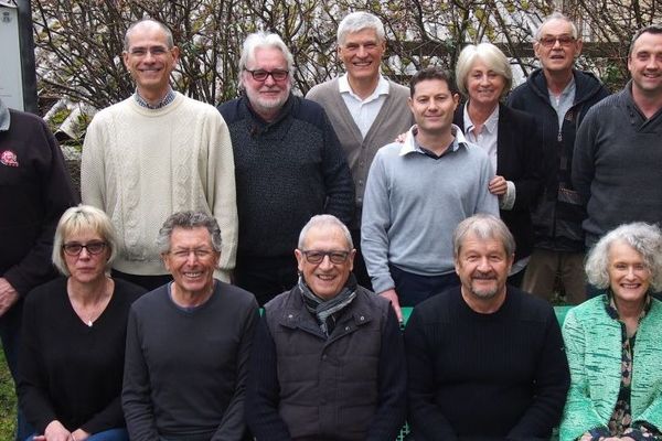 Au Malzieu-Ville, en Lozère, René Souchon (au centre au premier rang), ancien président du Conseil régional d’Auvergne, figure sur une liste aux élections municipales. 