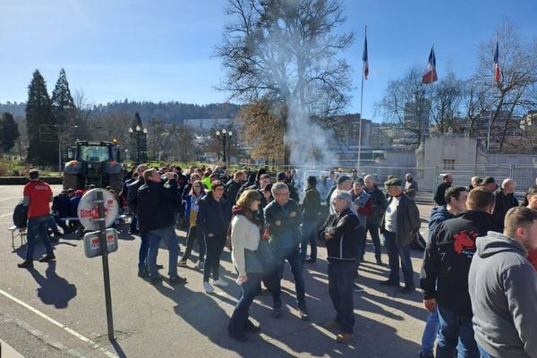 Hausse des charges, calamités climatiques, nouveau plan de chasse, autant de motifs de colère pour les agriculteurs Vosgiens