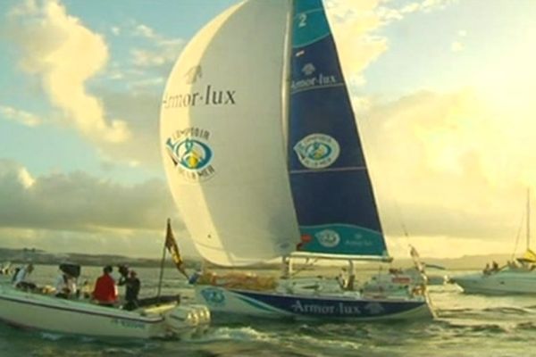 Erwan Tabarly dans la baie de Fort de France