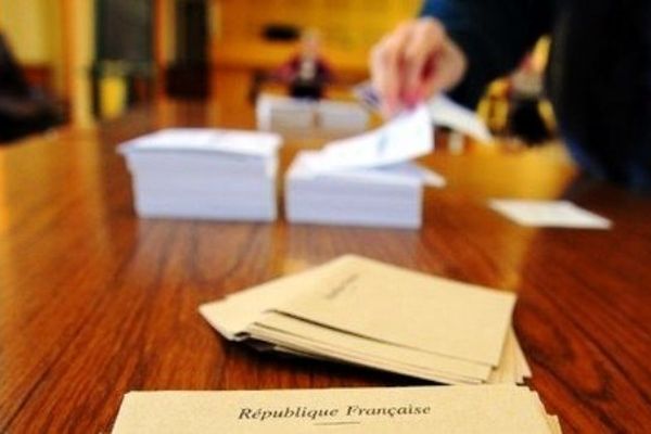 Municipales 2014 : tout bulletin raturé sera déclaré nul pour les communes de plus de 1000 habitants