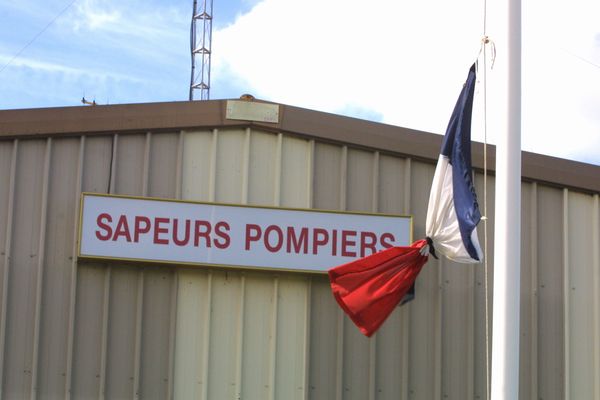 Les sapeurs-pompiers du Loir-et-Cher sont en deuil suite au décès de deux des leurs, dans un accident de voiture à Pezou, près de Vendôme. Image d'illustration.