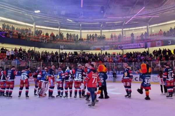 Les Brûleurs de loups, ce mercredi 15 mars, après leur victoire face à Mulhouse (5-4) dans le match 5.