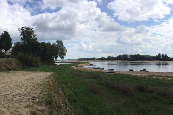 La cale des Cosniers à Anetz sur la rive nord de la Loire