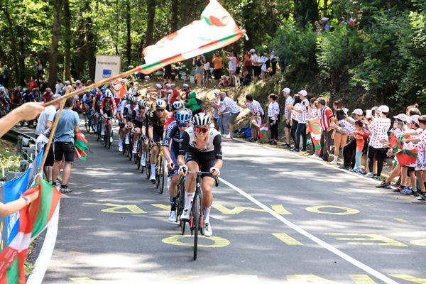 Sur la route du Tour de France 2023 du côté de Bilbao, ville de départ et d'arrivée de cette première étape.