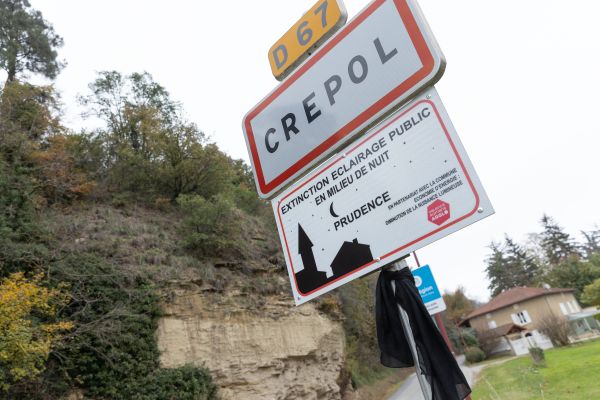 Les 5 personnes qui ont fait appel de leur détention provisoire, l'affaire dans la rixe mortelle de Crépol (Drôme), resteront en prison, a décidé la Cour d'appel de Grenoble/