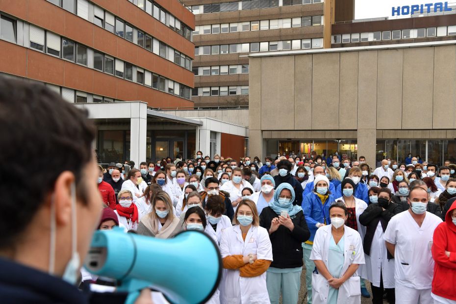 march for health and hospital, Saturday March 19, “we can no longer just watch the boat sink”