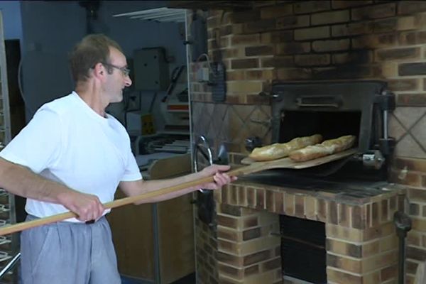 Un artisan boulanger à Guéret (23)