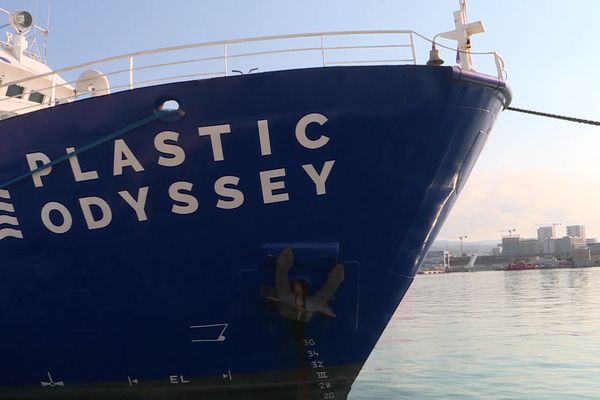 Le bateau Plastic Odyssey est arrivé à Marseille pour une escale