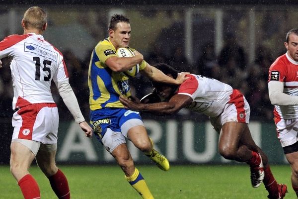 L'arrière clermontois, Lee Byrne, a été un des artisans de la victoire de l'ASM contre le Biarritz Olympique, 19 à 12, le 26 octobre 2012 à l'occasion de la 9ème journée du Top 14 de rugby