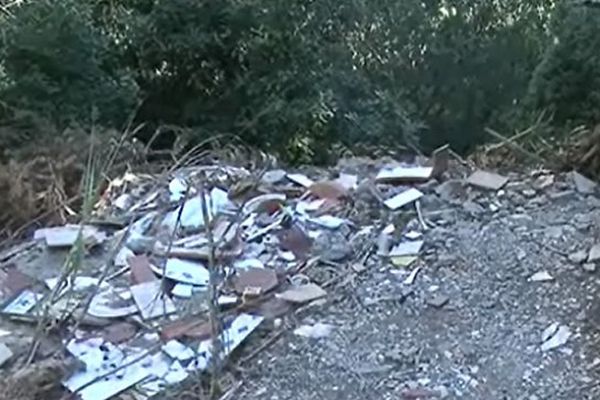  En Corse, le BTP génère en moyenne 250 000 tonnes de déchets par an. 