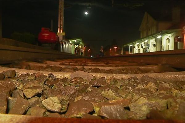 Vue de nuit de la gare de La Souterraine