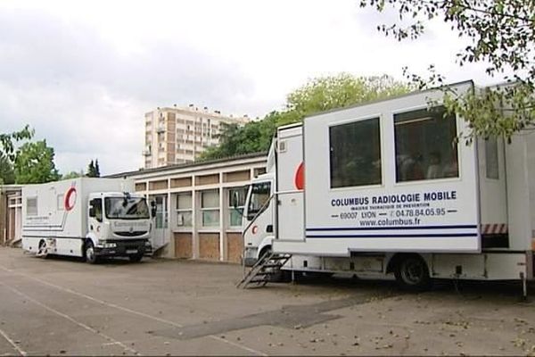 A Chalon, les élèves des écoles Aubépin Nord et Romain Rolland sont suivis de près depuis la découverte de trois cas de tuberculose parmi les écoliers. 