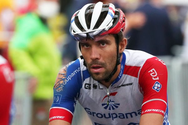 Thibaut Pinot après sa chute lors de la 1e étape du Tour de France 2020, à Nice. 