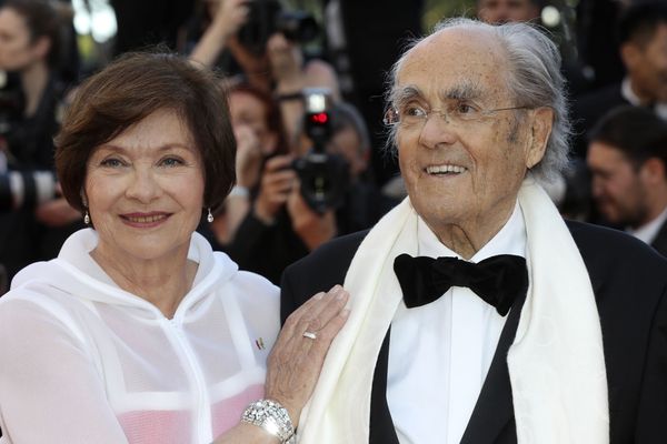 L'actrice Macha Meril et le compositeur Michel Legrand, qui est décédé en janvier 2018, posaient ensemble au Festival de Cannes en 2017. 