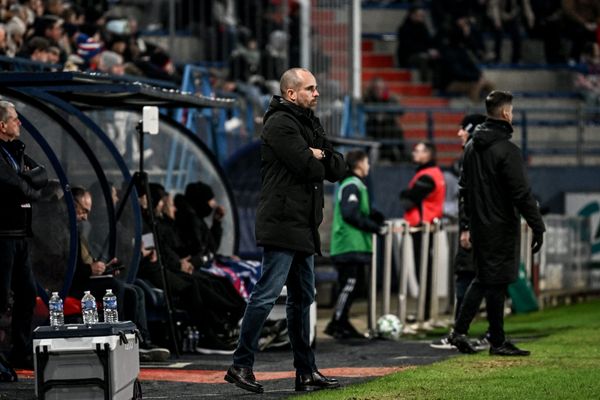 Bruno Baltazar a vécu son premier match sur le banc du SM Caen (Calvados), le vendredi 3 janvier 2025.