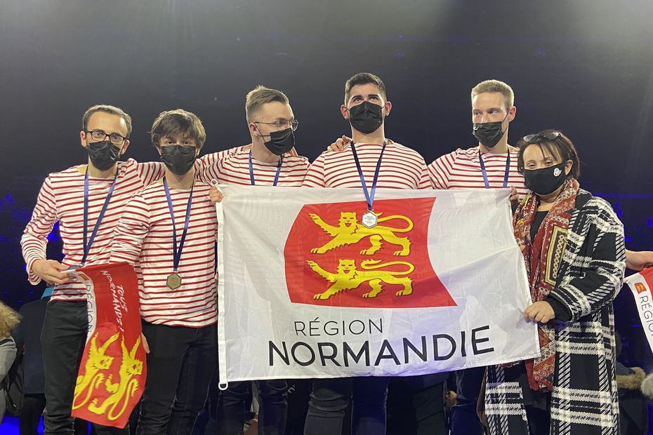 eleven medals for Normandy in the final