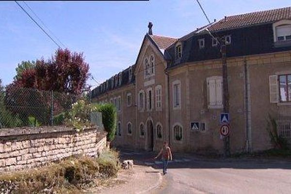 Le couvent de Béthanie à Montferrand le château, à Montferrand-le-Château, près de Besançon.