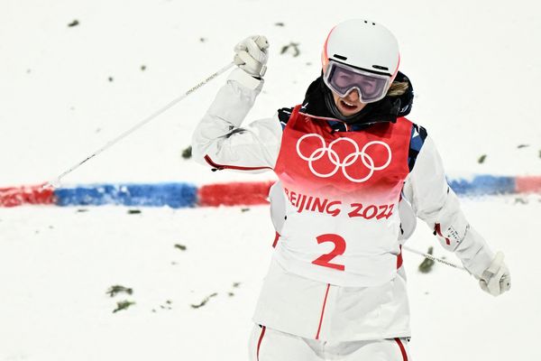 l'Ariégeoise Perrine Laffont s'est qualifiée pour la finale de l'épreuve de ski de bosses aux jeux olympiques de Pékin