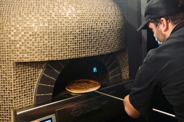 Le restaurateur était même prêt à former quelqu'un pour que ses clients puissent déguster des pizzas cet été.