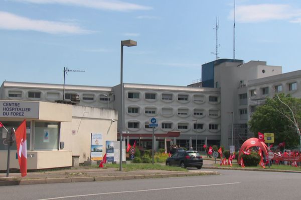 Mobilisation au centre hospitalier du Forez ce jeudi 27 juin 2024.