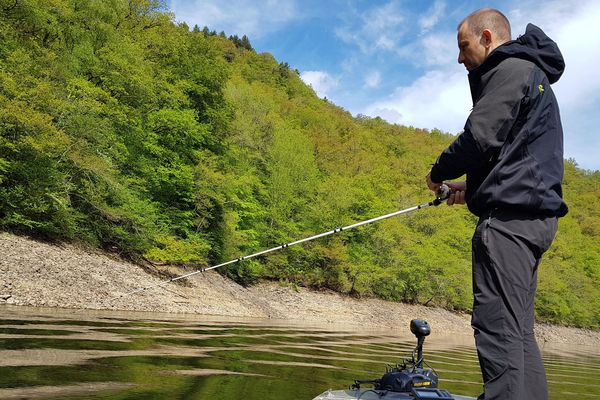 La saison de la pêche au brochet a officiellement débuté mardi 1er mai 