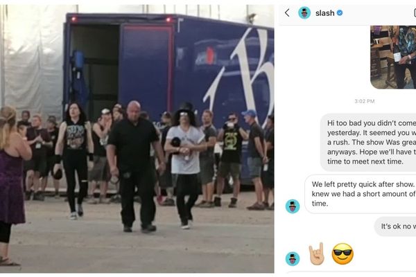 Au centre de l'image, Slash, la légende vivante du rock. Va-t-il s'arrêter pour saluer Valentin, le luthier qui lui a offert il y a deux ans au Stade de France une superbe guitare double-manche ? Suspens. 