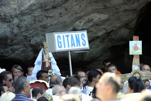 Illustration. Le pèlerinage des gens du voyage à Lourdes, en 2010.